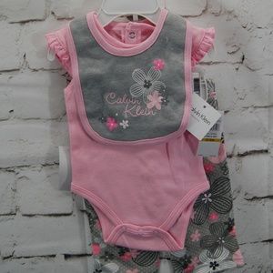 Infant 3 pc. Girls Bodysuit